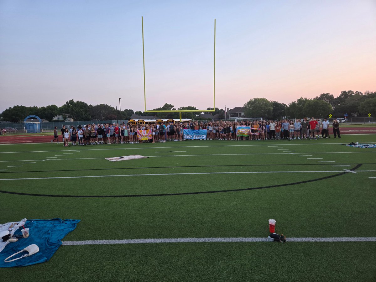 Senior Sunrise for the Class of 2026. 💙❤️