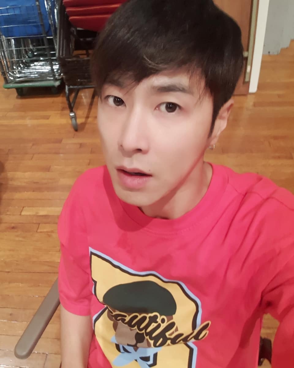 daily jyh 🍓 tweet media
