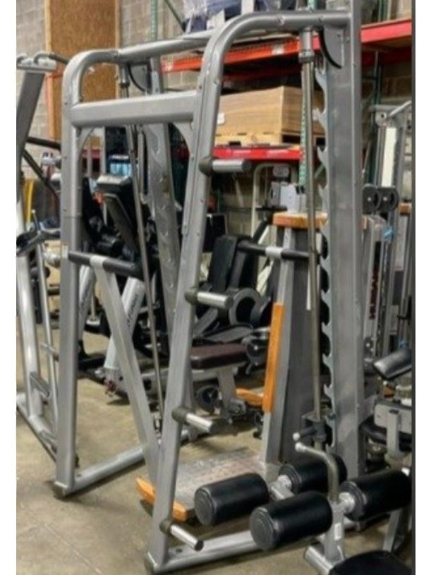 Our company sells brand new and used fitness equipment at low wholesale prices. All products are made in the USA. We can ship to all regions within the United States 📷 and also support global purchases 📷.