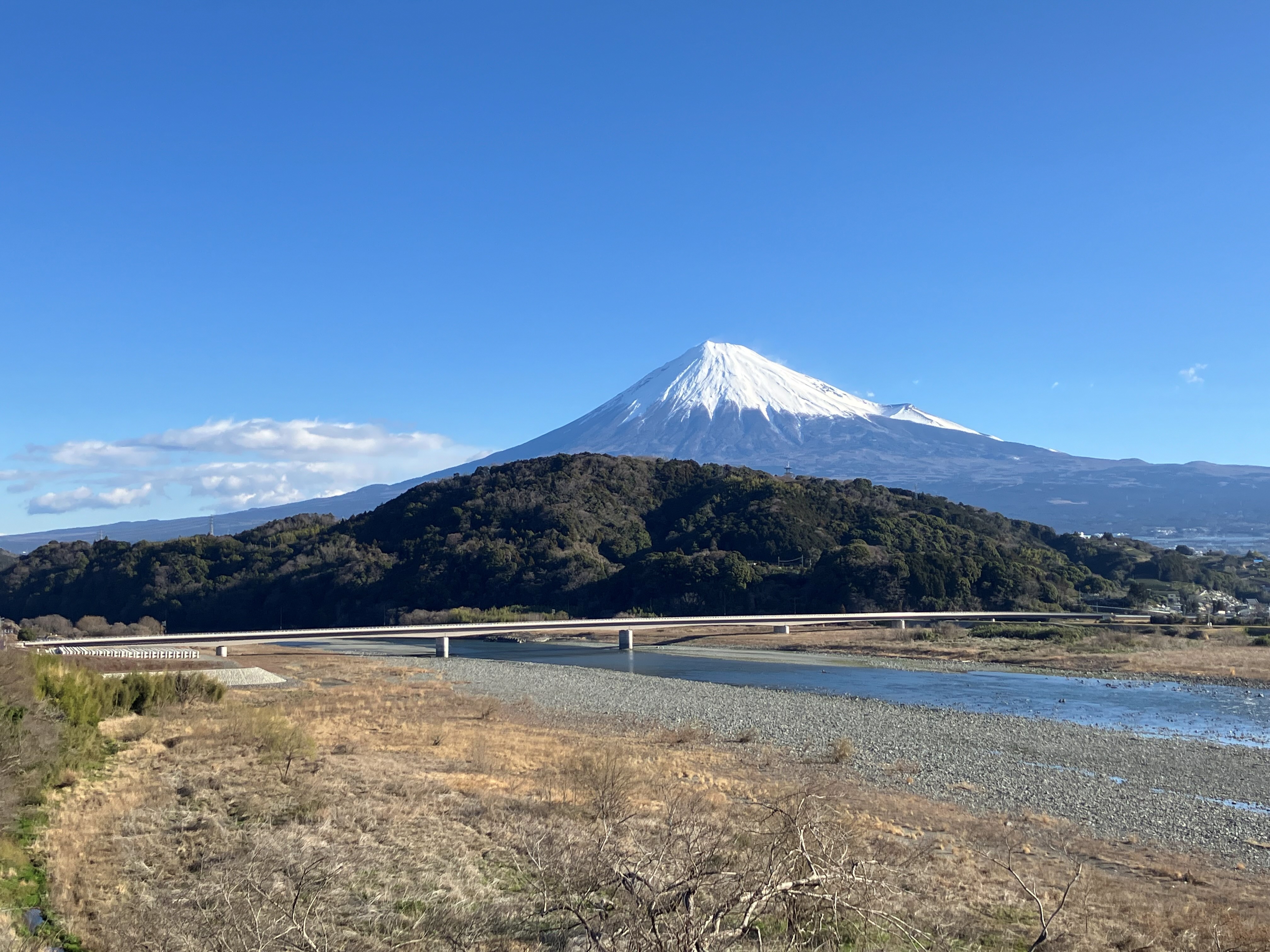 牟呂橋 アーチ橋｜橋梁建設事業｜製品情報｜株式会社IHIインフラシステム