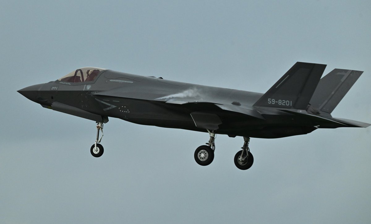 OKARIN1028's tweet image. 2025/8/7 RJFN
F-35B
Welcome! To Nyutabaru Air Base!
#新田原基地
#F35B