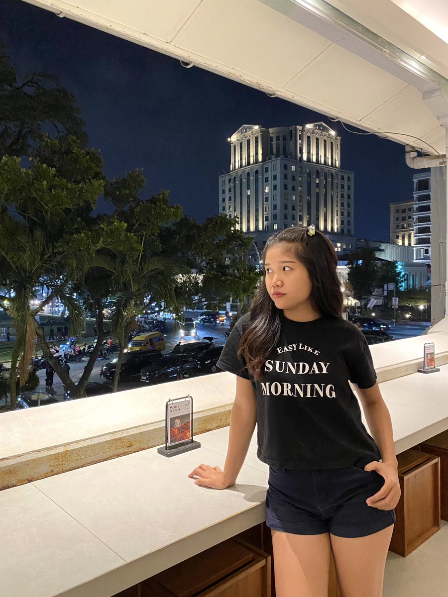 O2markie's tweet image. life outside twitter ☕️