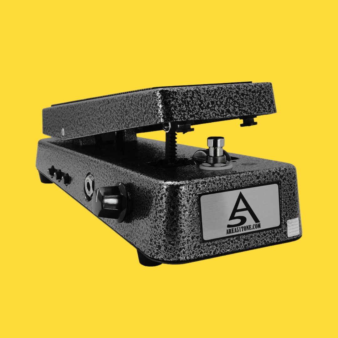 『Area51 VINTAGE ITALIAN WAH SUPER』

手抜き無しのスーパーワウ！
このワウはまさにレコードから聞こえるようなビンテージトーンを求めて開発されました✨
ビンテージなワウサウンドをお探しの方には、特にお勧めしたいペダルです！

🔗ninevolt.jp/products/area5…