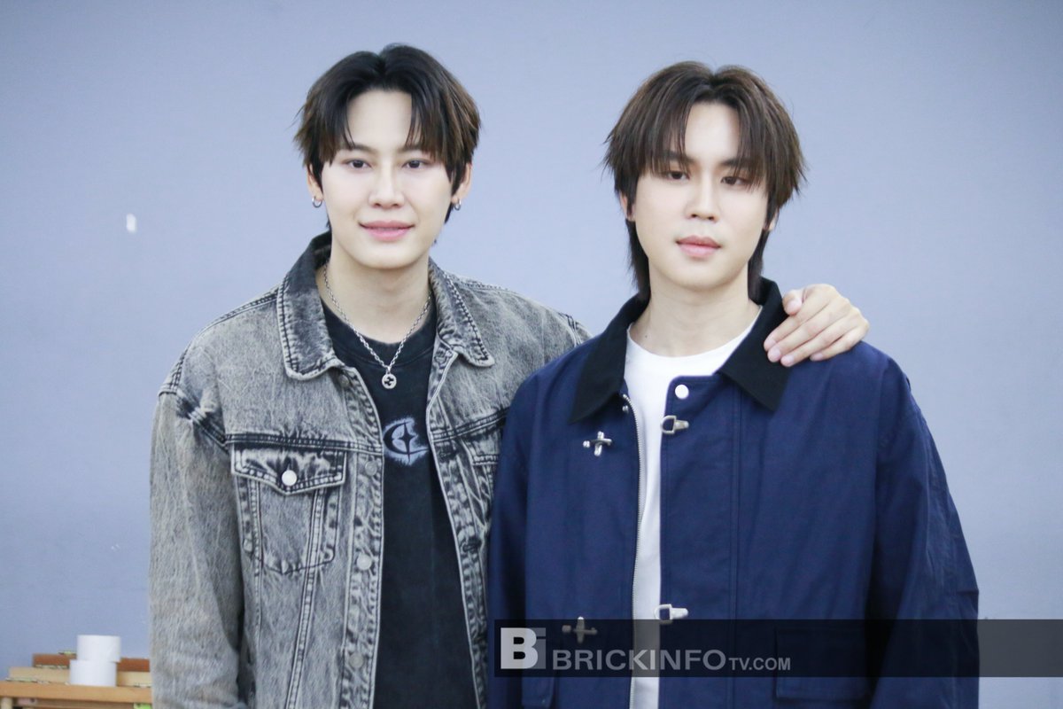 บรรยากาศสัมภาษณ์ "บุ๋น-เปรม" โปรโมทซีรีส์ "REVAMP THE UNDEAD STORY"

REVAMP PRESS TOUR
#RevampSeries #bb0un #prem_space #BounPrem #บุ๋มเปรม #Brickinfo