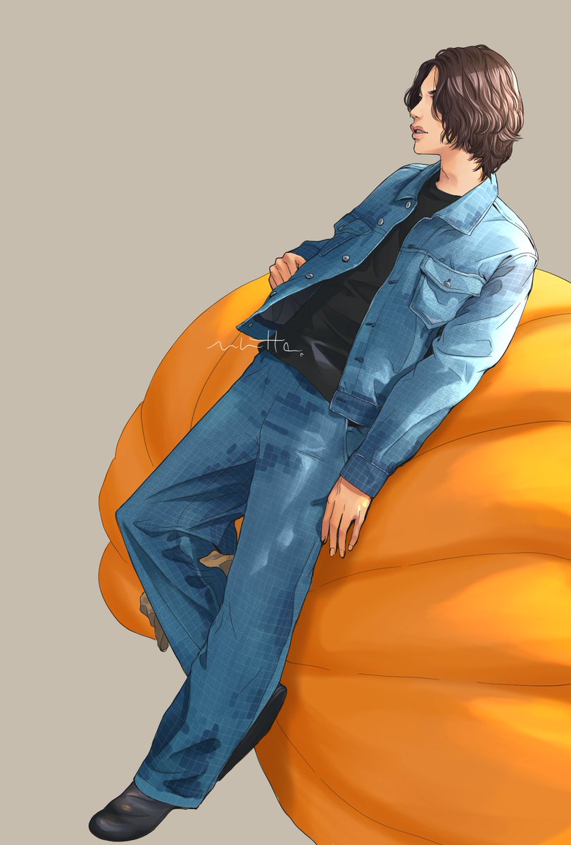 「LOEWEのピクセルデニム2枚。2年前かー早い。」|むらたま(MUTTA)のイラスト