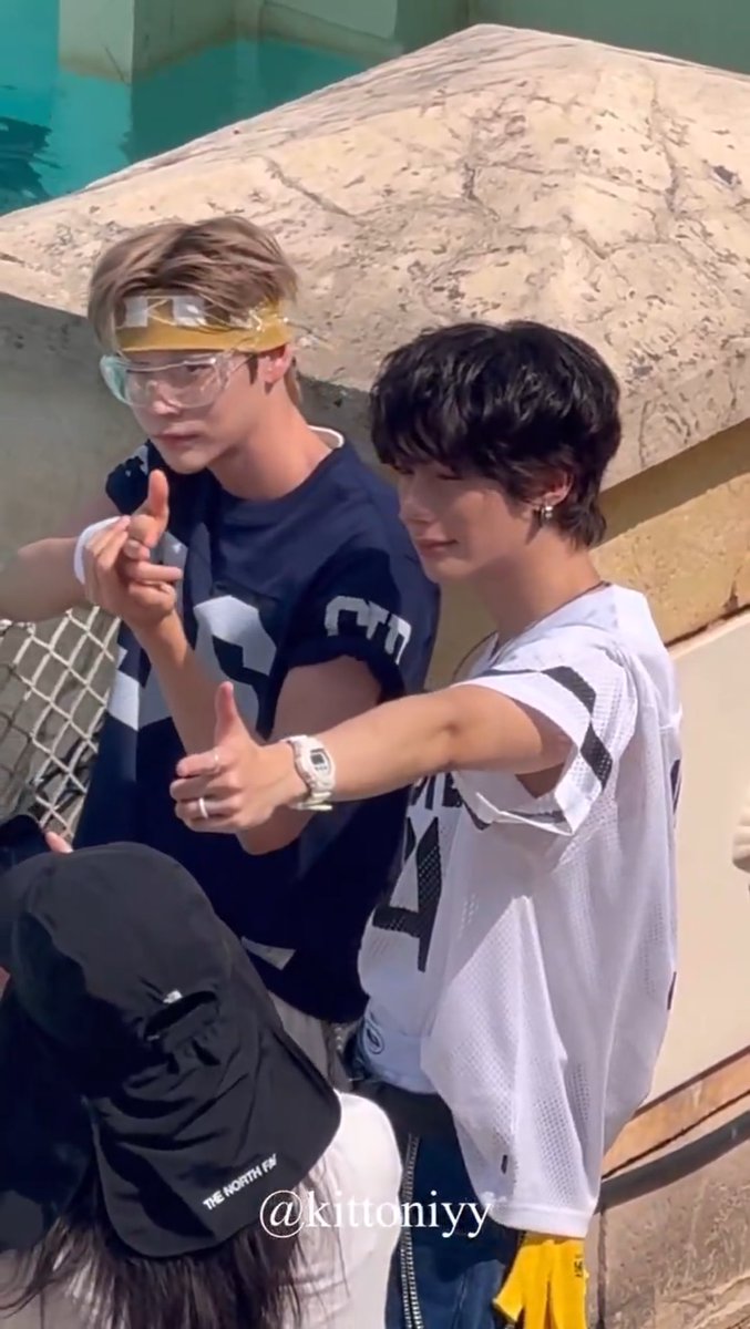 투톤즈 사진.. 이거 제발 빨리주세요