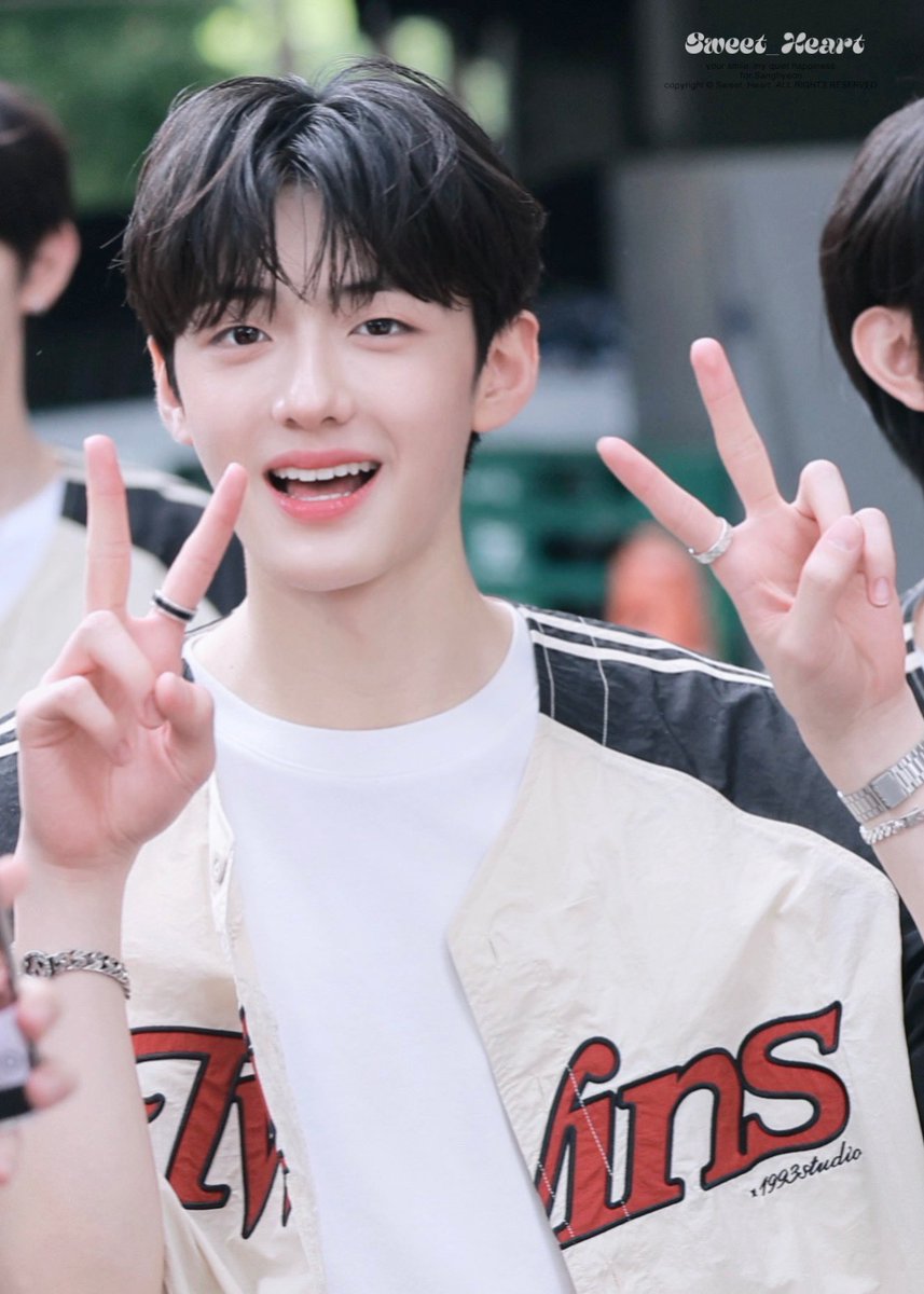 250806

헉 윙크 뭐야... 귀여워ㅠ

#보이즈2플래닛 #BOYS2PLANET  
#정상현 #CHUNGSANGHYEON