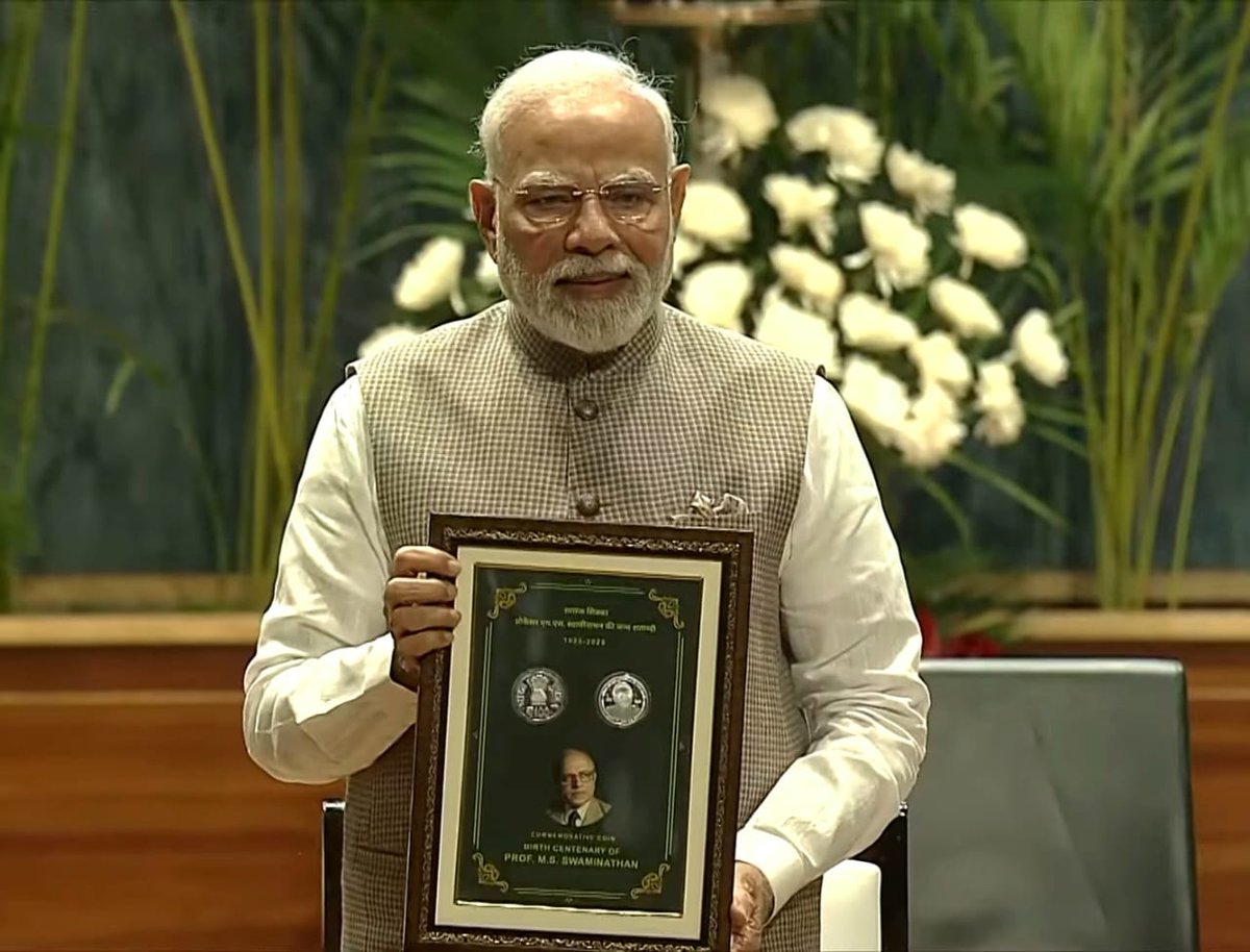 icarindia's tweet image. Hon’ble PM @narendramodi released a commemorative coin &amp;amp; stamp marking the birth centenary of Prof. M.S. Swaminathan — the visionary behind India’s Green Revolution.
#ICAR #mss100 @PMOIndia @ChouhanShivraj @mssrf