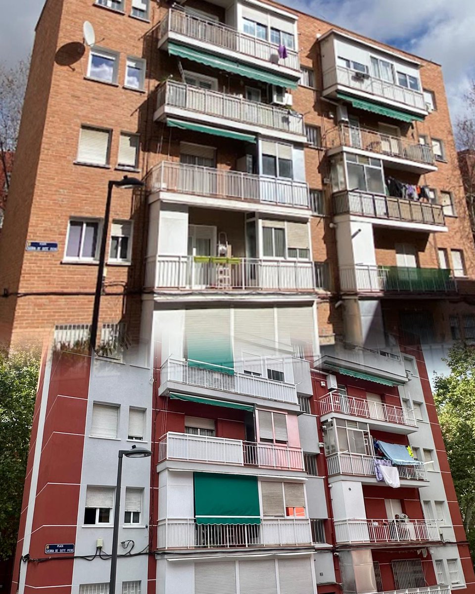 OgrMadrid's tweet photo. Así cambia un edificio con una #rehabilitaciónenergética aplicando #sistemadeaislamientotermicoexterior . Desliza para ver el #antesydespúes https://t.co/IAZI0jVBVA
