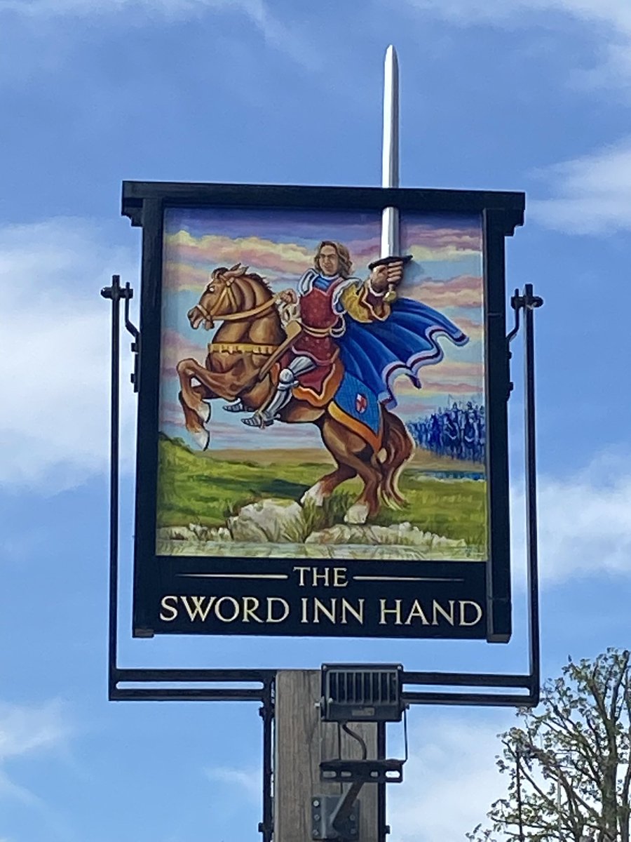 Happy #pubsignthursday from the Sword Inn Hand at Westmill, Hertfordshire. Probably my favourite so far. I like it way the sword has been incorporated