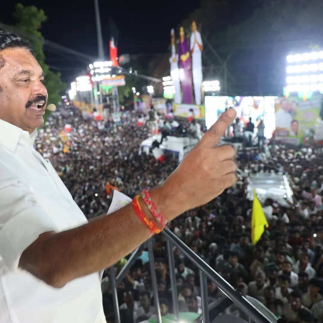 39ee224fb8a946b's tweet photo. தென்காசி #எடப்பாடியார் 🔥
#புரட்சித்தமிழரின்_எழுச்சிப்பயணம் #தமிழகத்தை_மீட்போம் #மக்களைக்_காப்போம்
#ungaludan_edappadiyar #மக்களுடன்_eps
#AIADMK53 #EPSForCM2026 #admk4kallakurichi https://t.co/OJEb6OpZ1S