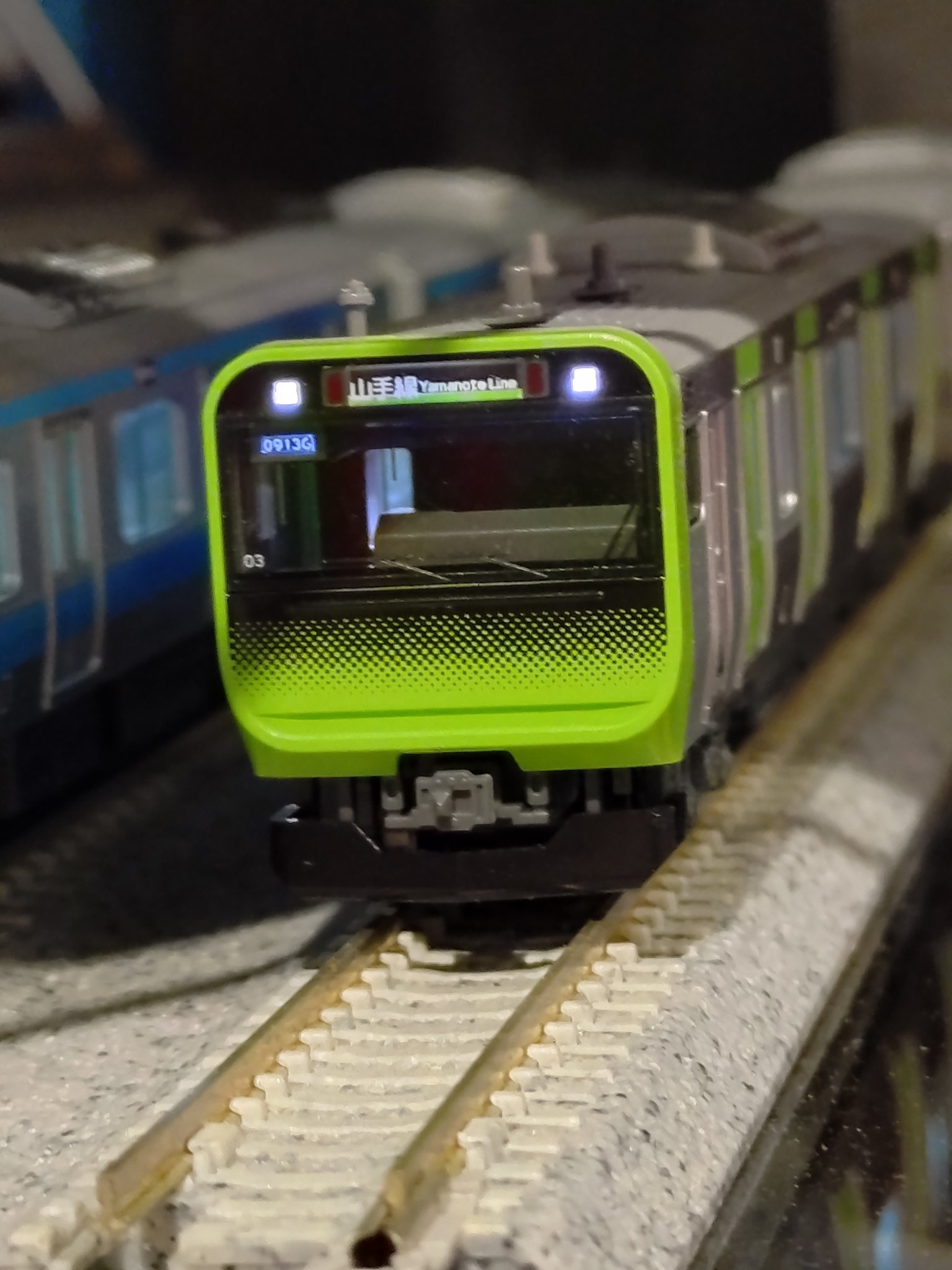 KATO　E235系　山手線フル　室内灯付き KATO E235系 山手線 11両フルセット 全車純正室内灯入り 中古品