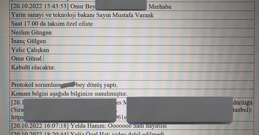 AKP’li Mustafa Varank, Sanayi ve Teknoloji Bakanı olduğu 2022 yılında şimdi cezaevinde olan ve 308 yıla kadar hapsi istenen fenomen Neslim Güngen ile görüşmüş.

Varank’ın randevu vermesine “Ooo hadi hayırlısı” diye sevinmişler

Dava dosyasında yer alan yazışmalar👇