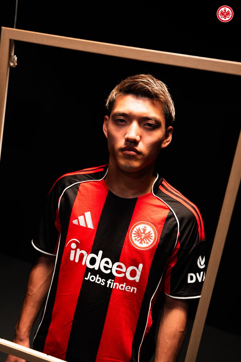 Eintracht Frankfurt (@eintracht_jp) on Twitter photo ã°ãŒãã<a href="/doan_ritsu/">Ritsu Doan/å å® åŸ</a> ð
#å å®åŸ éžæãã¢ã€ã³ãã©ããã«æ°å å
¥ãã2ïžâ£0ïžâ£3ïžâ£0ïžâ£å¹Ž6ïžâ£æ3ïžâ£0ïžâ£æ¥ãŸã§ã®å¥çŽãç· çµããŸããâïžðŠ
èçªå·ã¯ãæããã¬ãžã§ã³ã #é·è°·éšèª ã³ãŒãã®éãåãç¶ãã ã2ïžâ£0ïžâ£çªãèè² ããŸãðð€©
ᅩ #SGE | #ã¢ã€ã³ãã©ãã | #ãã©ã³ã¯ãã«ã | #Doan2030 ã°ãŒãã<a href="/doan_ritsu/">Ritsu Doan/å å® åŸ</a> ð
#å å®åŸ éžæãã¢ã€ã³ãã©ããã«æ°å å
¥ãã2ïžâ£0ïžâ£3ïžâ£0ïžâ£å¹Ž6ïžâ£æ3ïžâ£0ïžâ£æ¥ãŸã§ã®å¥çŽãç· çµããŸããâïžðŠ
èçªå·ã¯ãæããã¬ãžã§ã³ã #é·è°·éšèª ã³ãŒãã®éãåãç¶ãã ã2ïžâ£0ïžâ£çªãèè² ããŸãðð€©
ᅩ #SGE | #ã¢ã€ã³ãã©ãã | #ãã©ã³ã¯ãã«ã | #Doan2030
