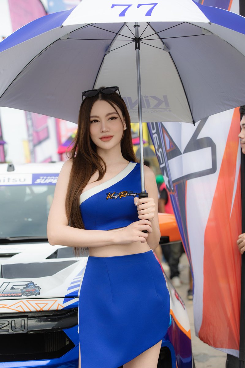 Wrightperterson's tweet photo. バンセーンGP2025 King Racingチームのレースアンバサダー  2025.07.03

 #BangsaenGrandPrix #BangsaenStreetCircuit
#BGP2025 #TSS2025 #ThailandSuperSeries2025 
https://t.co/yrM8j1eQC0
  #タイのレースクイーン
#RA #レースアンバサダー  
#RQ #レースクイーン #KingRacing https://t.co/U45GcsZRKA