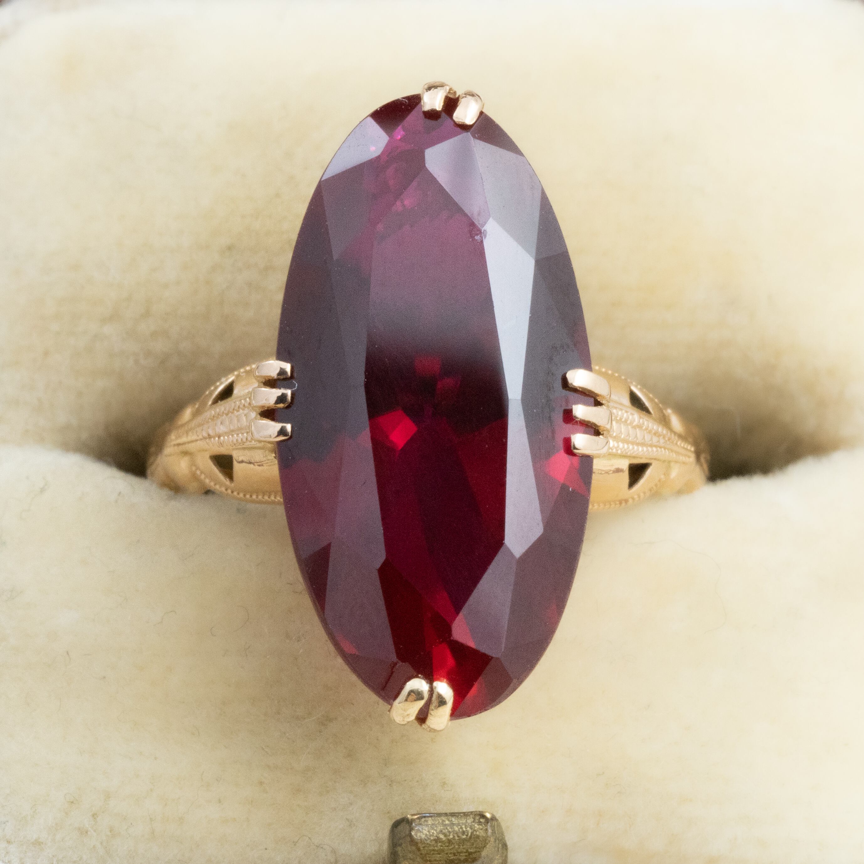 ⭐️追加しました⭐️遺品整理　生前整理　ヴィンテージ　コスチュームジュエリー　昭和 日常を装う ヴィンテージ コスチューム ジュエリー セレクト