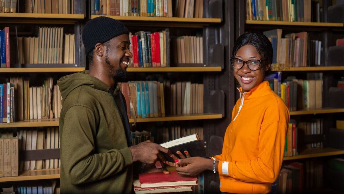 A university bookshop in Ibadan tells the story of Nigeria’s rich publishing culture
thedeeping.eu/2025/08/07/a-u…