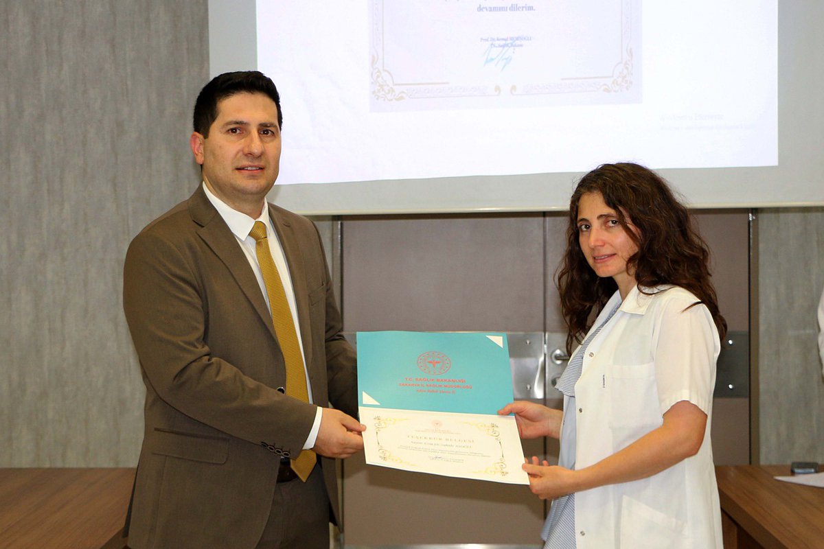 Bakanlığımız tarafından geçen yıl başlatılan Normal Doğum Eylem Planı kapsamında Kadın Hastalıkları ve Doğum uzmanı hekimlerimiz ve ebelerimizle birlikte yürüttüğümüz çalışmalar devam ediyor. 

Normal doğumun teşviki ve gereksiz sezaryen oranlarının düşürülmesine yönelik anne