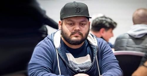 PkrGuru's tweet image. Wednesday night on @PokerBaazi  was a barnburner as #TheCircuitOnlineChampionship (TCOC) rolled out another four-event lineup packed with ₹2.55 Crores in guaranteed prize money. While everyone expected the ₹1.25 Crores GTD Circuit#16 #Monsterstack to grab all the attention, the…