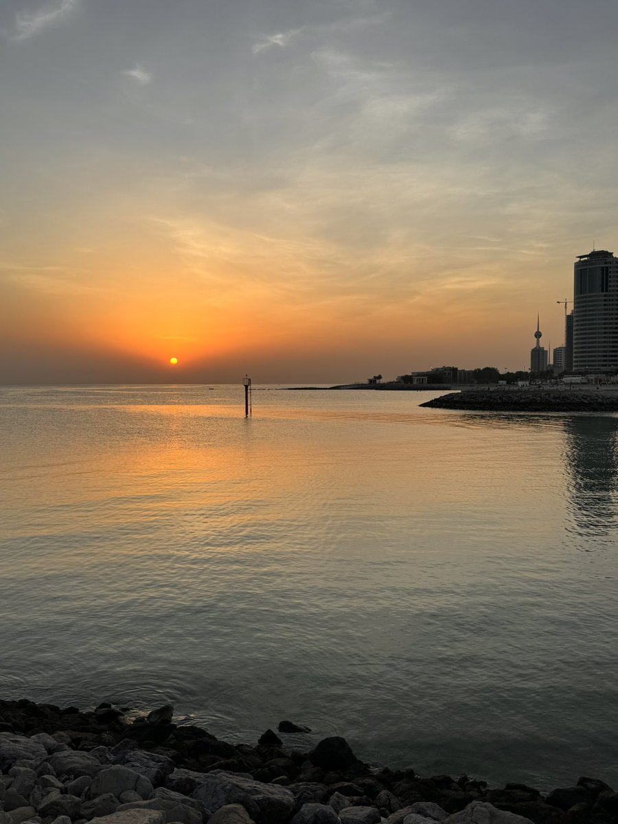 2025 (@2025pics) on Twitter photo 