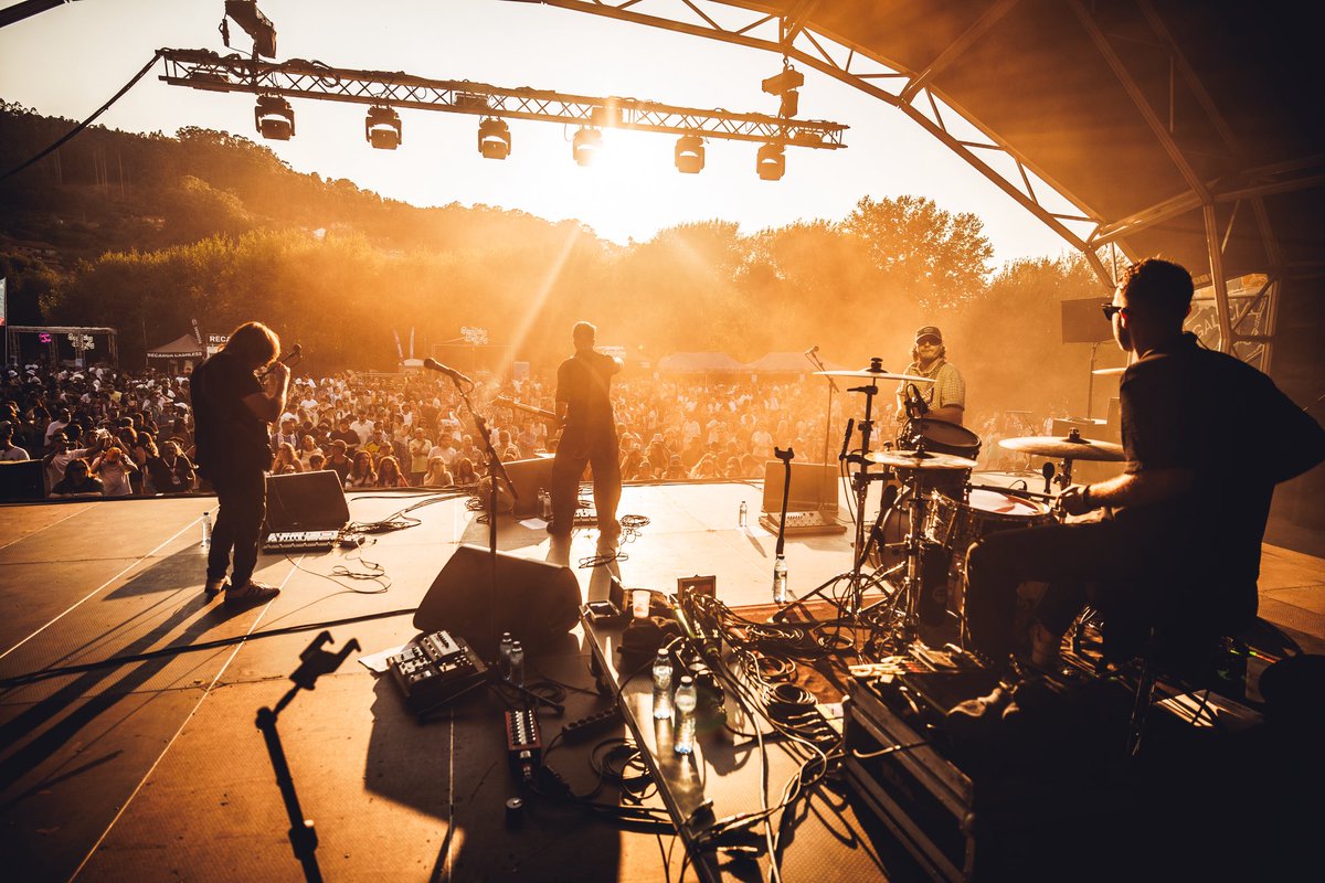 Sonorama vamos con todo!

Este sábado a las 20:20, escenario AFMCYL 🌹