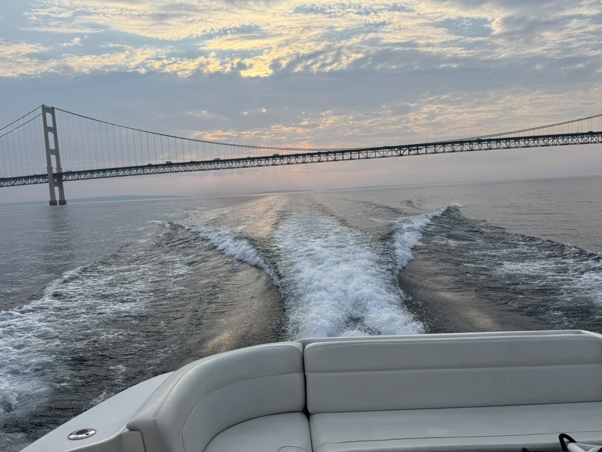 Top of the morning to you Mighty Mac, the majestic and most iconic bridge! Mackinac Island you were a great host ✌🏽