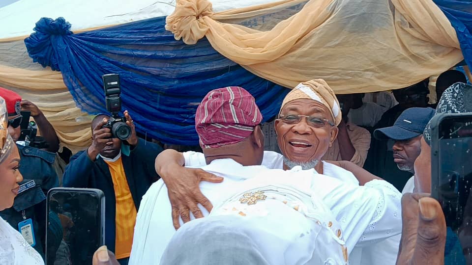 Symbol's Quotes (@aregbequotes) on Twitter photo The arrival of the ADC National Secretary, Ogbeni <a href="/raufaregbesola/">Rauf Aregbesola</a> at #IwaloyeAt60 #NajeemAt60 Islamic Prayer and Community Gathering to celebrate the 60th birthday of Rt. Hon. Najeem Folasayo Salaam, the Oluomo of Ejigbo Land, held on August 7, 2025, at his country home in Ejigbo The arrival of the ADC National Secretary, Ogbeni <a href="/raufaregbesola/">Rauf Aregbesola</a> at #IwaloyeAt60 #NajeemAt60 Islamic Prayer and Community Gathering to celebrate the 60th birthday of Rt. Hon. Najeem Folasayo Salaam, the Oluomo of Ejigbo Land, held on August 7, 2025, at his country home in Ejigbo