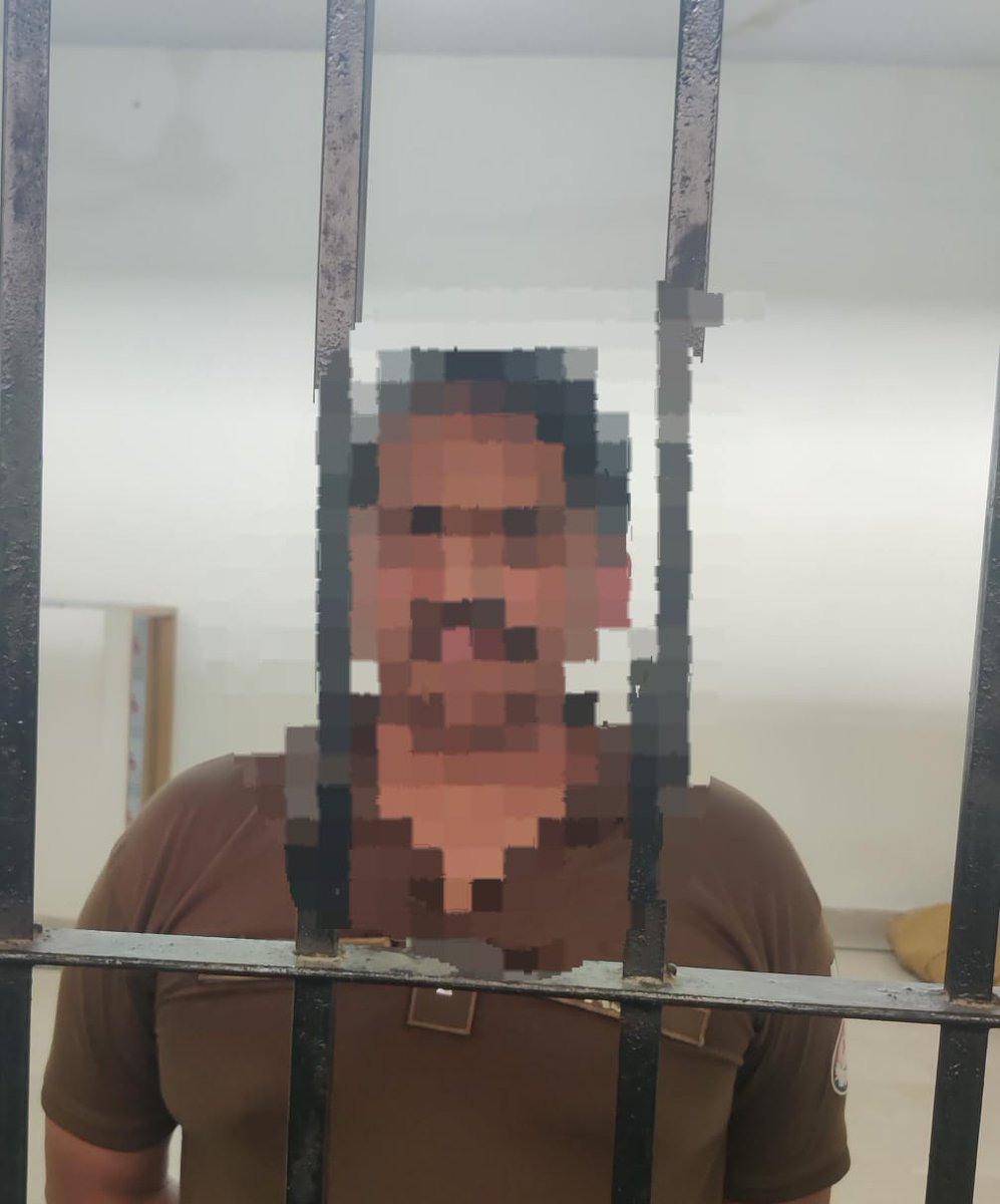 پاکپتن میں چوکی فرید کوٹ کے اے ایس آئی ملک اعجاز کا دوران ریڈ خاتون کو تھپڑ مارنے کا معاملہ، ڈی پی او پاکپتن جاوید چدھڑ نے متعلقہ پولیس اہلکار کو معطل کر دیا، اے ایس آئی کو گرفتار کرکے مقدمہ بھی درج کر لیا گیا ہے،
وزیر اعلیٰ پنجاب مریم نواز کے ویژن کے تحت خواتین کا تحفظ ہماری