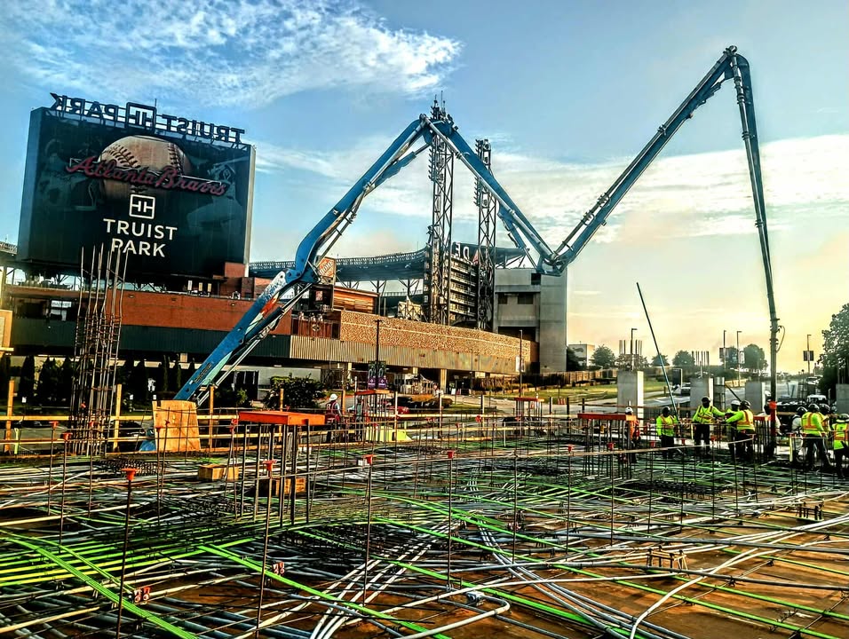 Shoutout to three teams in Atlanta, Georgia!  J.E. Dunn Construction needed a trusted partner to help pour some post tensioned slabs outside the Atlanta Braves Stadium and Brundage-Bone answered the call. Thanks to Bryan Tolbert for the photo. #BrundageBone #ConcretePumping