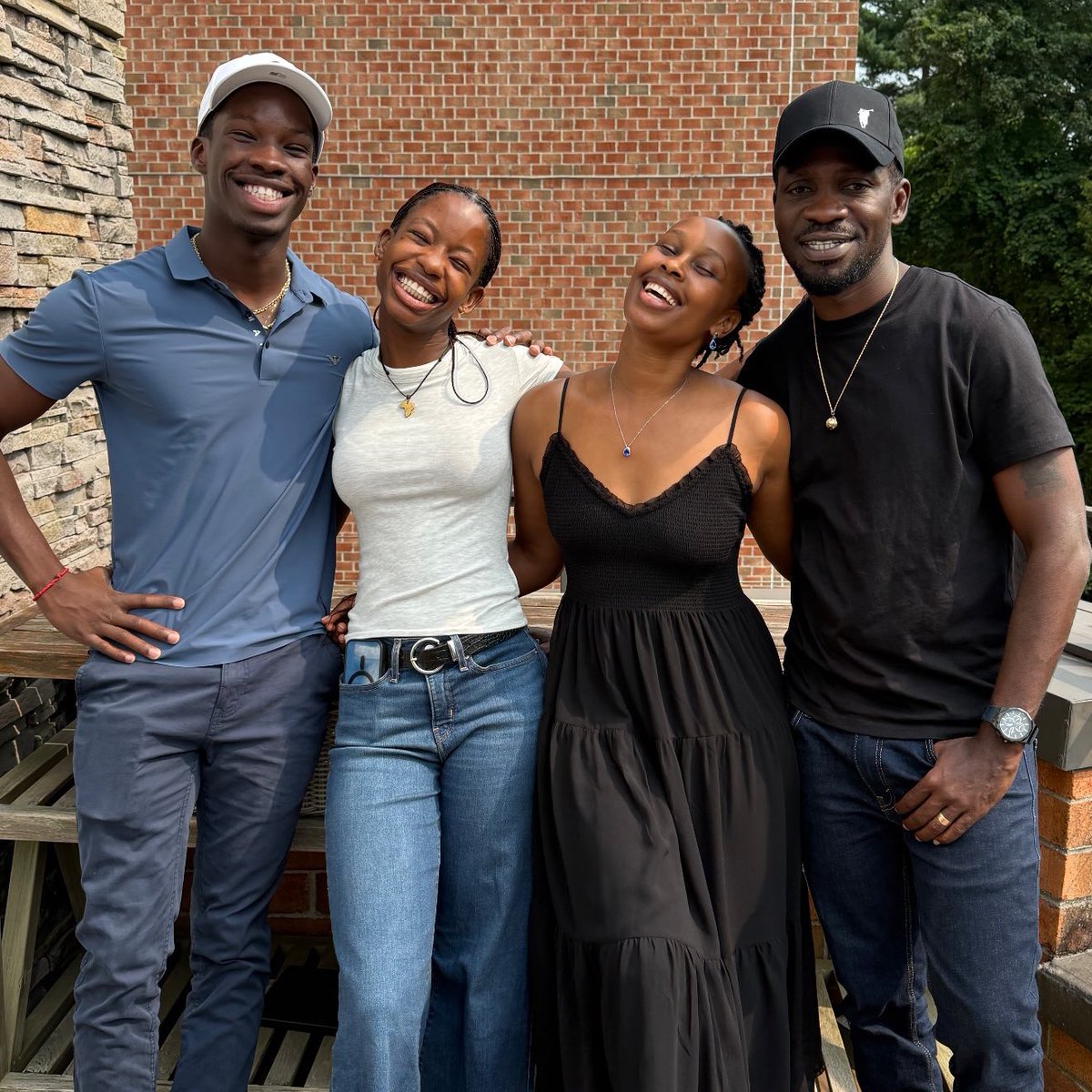 You may think Barbie is a sister to Kampala and Shalom kumbe they are her kids 🤗😁