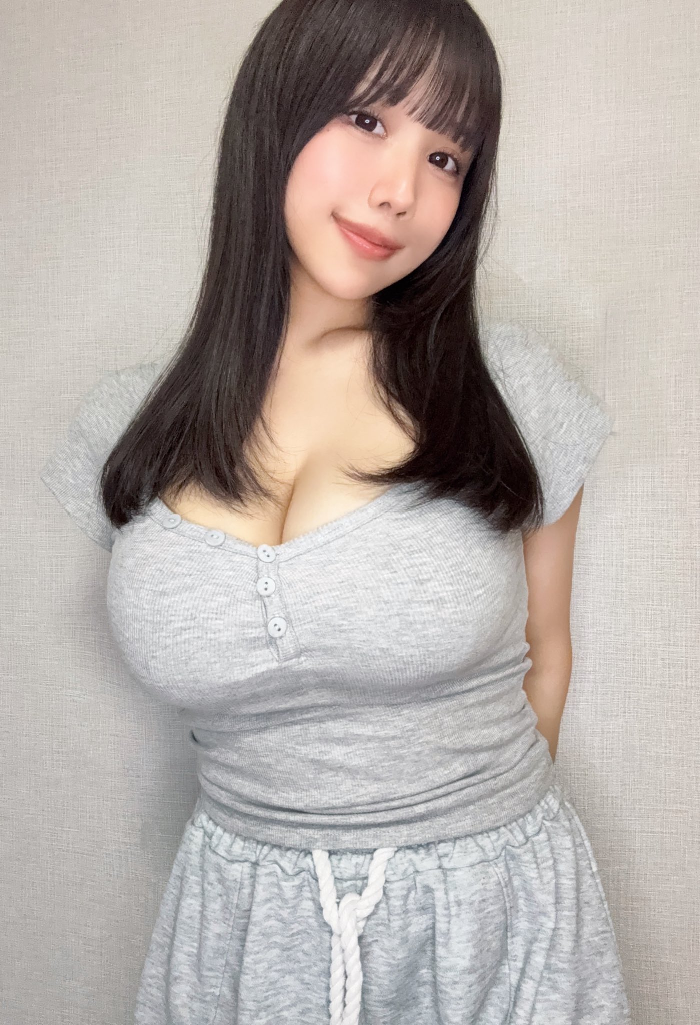 桃木兎羽🍑🐰1st写真集11/19発売 on X: 
