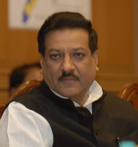 ⚖️ Justice for Dharma!
Using terms like “Sanatani Terrorism” is not criticism — it’s defamation. Sanatan Sanstha takes the right step by demanding an apology and sending a ₹10 crore notice.
#Apologize_Prithviraj_Chauhan
"Hindu Terror Is Myth" 
"Sanatan sanstha"