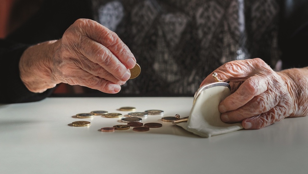 Auf die "massive Pensionslücke" zwischen Männern und Frauen macht der Katholische Familienverband (KFÖ) zum "Equal Pension Day" am Donnerstag aufmerksam kathpress.at/goto/meldung/2…