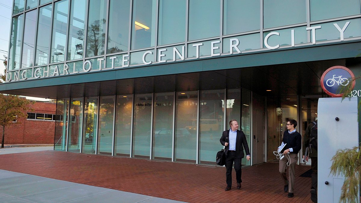 #ThrowbackThursday to 2013!

Were you taking classes at <a href="/CLTDuboisCenter/">The Dubois Center</a> in its early days? Drop a 🤙 in the comments and share your favorite memory!
