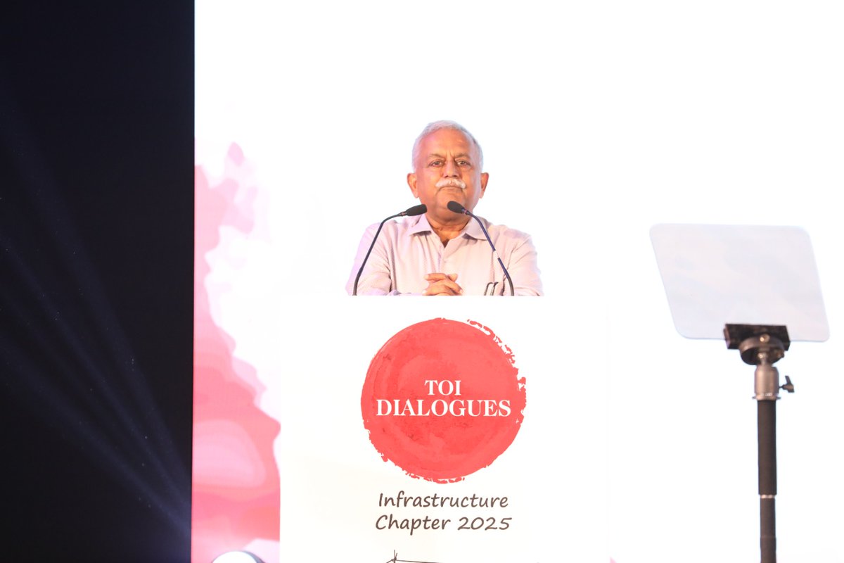 timesofindia's tweet photo. Shri Awanish Kumar Awasthi, Advisor to the Hon’ble CM of UP, opened #TOIInfraDialogues with a compelling address, outlining a vision for inclusive, sustainable, and tech-driven infrastructure powering the state's growth.
#SmartGovernance #VisionUP @AwasthiAwanishK https://t.co/7IMuxtwGcF