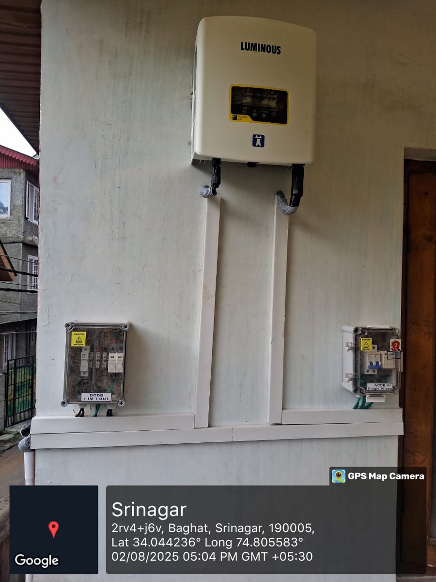 kpdcloffice's tweet image. Empowering Homes with Solar!
Commissioning completed for 6kW &amp;amp; 3kW Solar Rooftop Systems at Eidgah and Rawathpora Baghat.

Together, we move towards a brighter, sustainable Kashmir! 

#SolarKashmir #GreenEnergy #KPDCL #PMSuryaGhar #SustainableFuture #PoweringChange