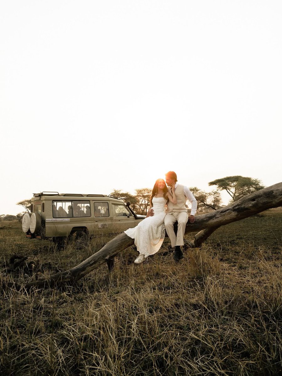Some safari  elopement shots from @IamJunior.
 #safari #safarielopement 

  @D_weddingsUg