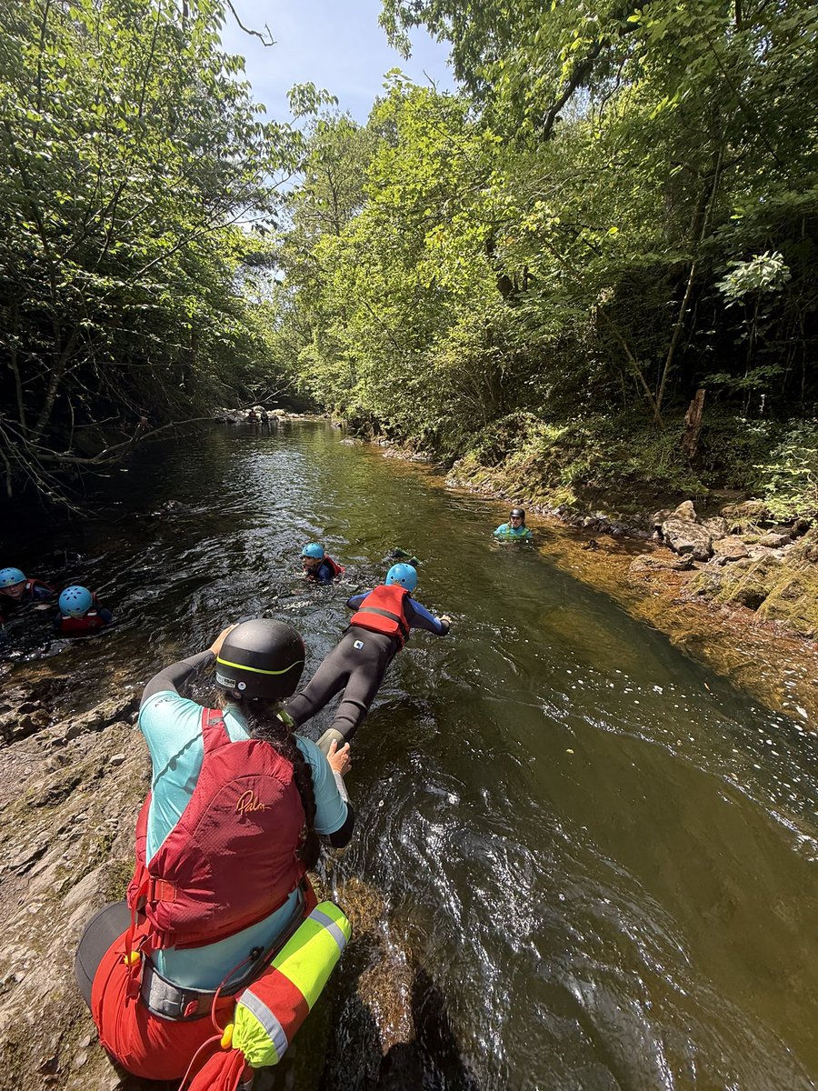 Morfa Bay Adventure tweet media