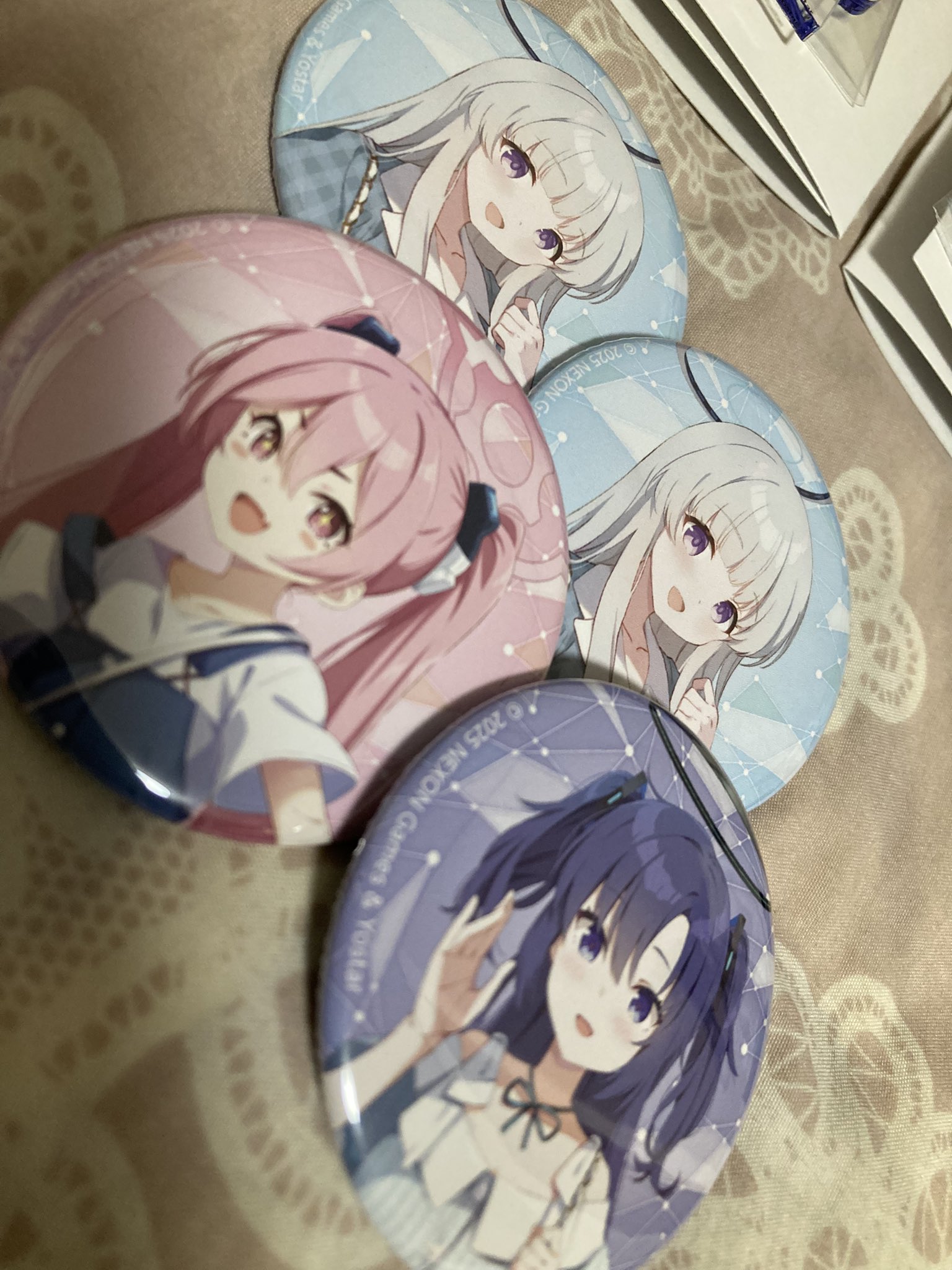 セット　ノア　ユウカ　コユキ　アクリルスタンド　缶バッジ　セミナー ブルーアーカイブ セミナー ユウカ ノア リオ コユキ アクスタ