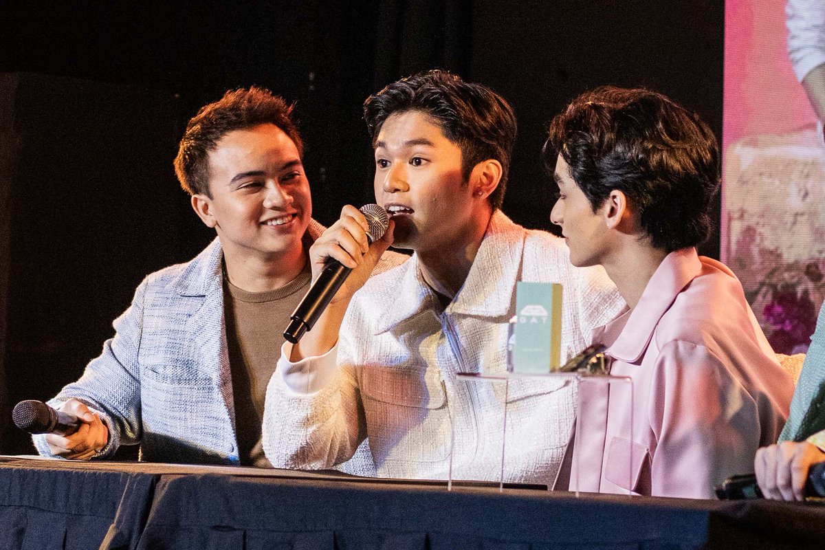 gatph_official's tweet photo. Sharing some kakaibang hightlights from our Debut Single &amp; Perfume Line Launch! 💐✨

Stream “Kakaiba” and Watch the Music Video on YouTube! 💐✨

Stream here: https://t.co/CXHxIXZhzp
M/V: https://t.co/bZAOqSKwNn

#GATKakaiba #GATDebutSingle #GATKakaibaDC #GATKakaibaMV https://t.co/oeLlR0oiUQ