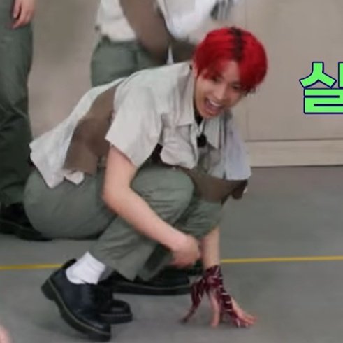 he's so cute please 😭 #heeseung