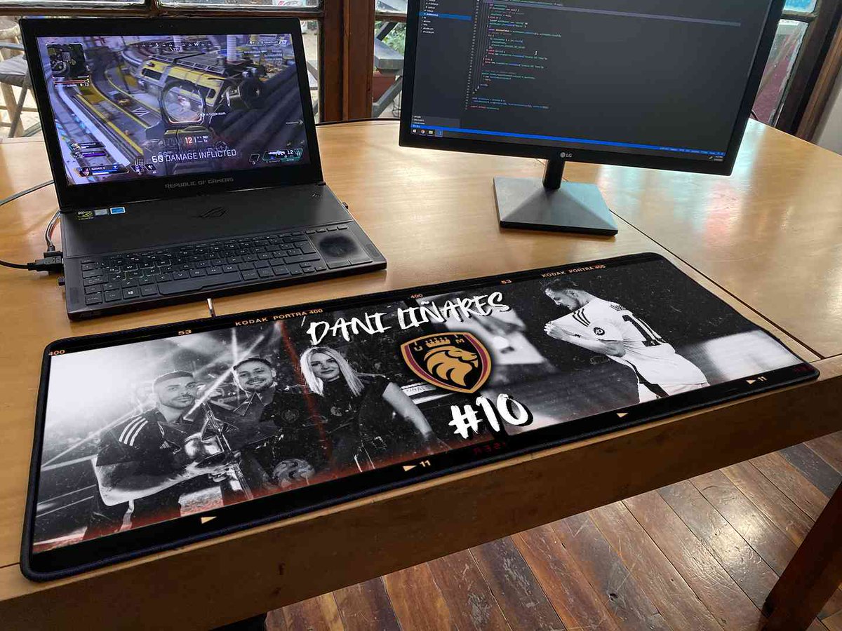 Estoy pesado con los edits...
¿Cuántos se comprarían este mousepad de <a href="/danilg1998/">Dani Liñares</a> ?
Califiquen del 1 al 10 🖤🦁