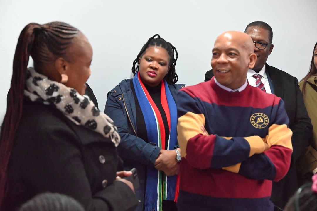 necsa_Ltd's tweet photo. Minister Kgosientsho Ramokgopa officially unvails the Edward Phatudi Technical Secondary science laboratory as part of the Mandela Day 2025 event.
#Huawei #DEE #NecsaGroup
#avondedani https://t.co/zsDevYOxxD