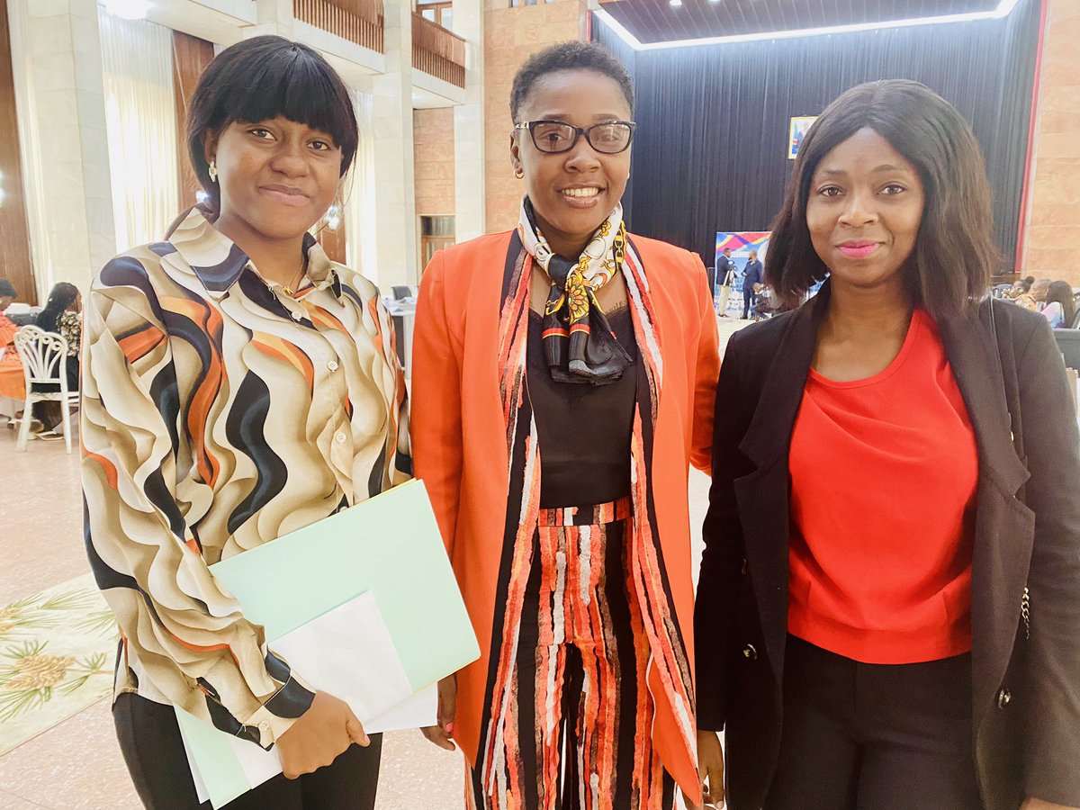 Ketsia-divine MISEYA (@kedimiseya) on Twitter photo Fièrement aux côtés de mes aînées Rosine KOKILA et Evia YALENGA lors de la 2e ed. du cadre de concertation sur l’agenda genre et droits des femmes et des filles organisée par <a href="/afiamama/">AFIA MAMA RDC</a> au palais du peuple le 02 Juillet.
<a href="/Inamizi2/">Dominique MUNONGO INAMIZI'</a> <a href="/tunawezacongo/">Si Jeunesse Savait</a> <a href="/univ_cath_congo/">Université Catholique du Congo</a> Fièrement aux côtés de mes aînées Rosine KOKILA et Evia YALENGA lors de la 2e ed. du cadre de concertation sur l’agenda genre et droits des femmes et des filles organisée par <a href="/afiamama/">AFIA MAMA RDC</a> au palais du peuple le 02 Juillet.
<a href="/Inamizi2/">Dominique MUNONGO INAMIZI'</a> <a href="/tunawezacongo/">Si Jeunesse Savait</a> <a href="/univ_cath_congo/">Université Catholique du Congo</a>