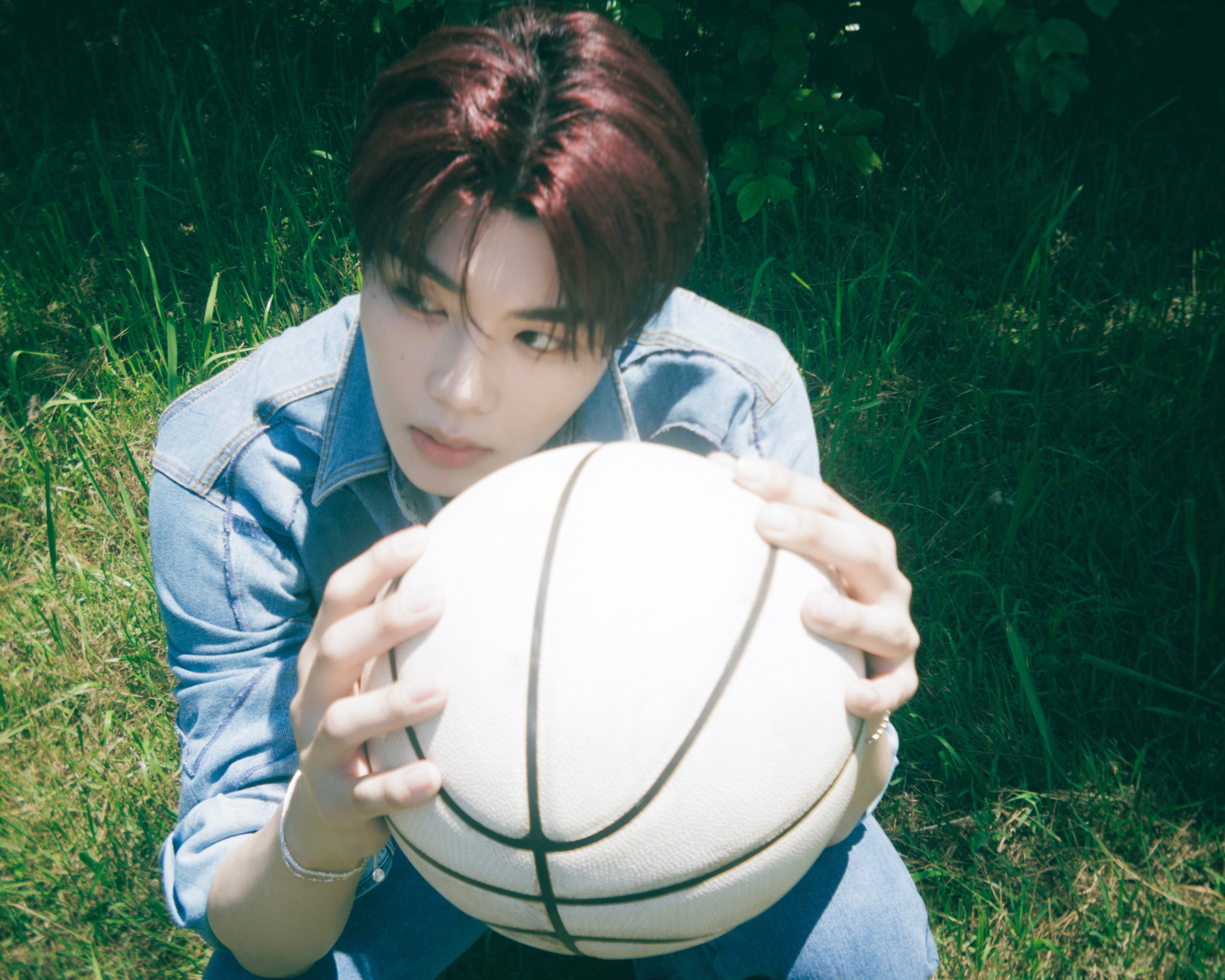 요즘 계절감에 딱 맞는 느낌인 제베원 컨셉포토.jpg | 인스티즈