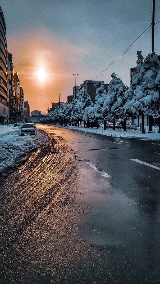 Javadjj_'s tweet image. این هوا چی کم داشت اخه