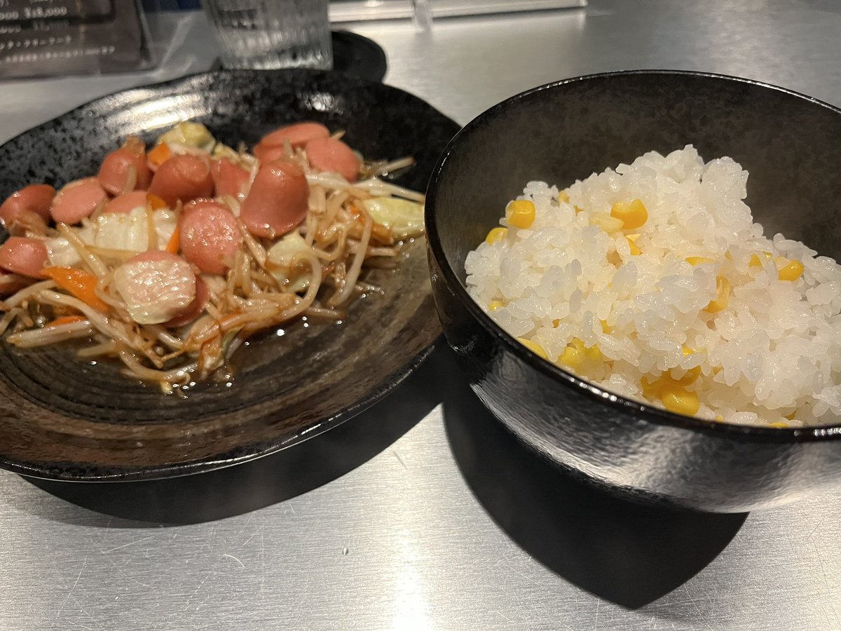 今日はとうもろこしご飯ですよー！