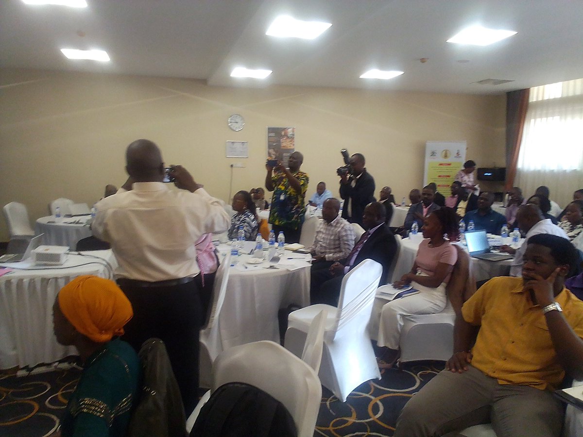 It is DAY 3 of Masterclass Training in Packaging Technology in Uganda and <a href="/IPPUganda023/">Institute For Packaging Partners of Uganda</a> has just given a prize to Mr. Joseph Nyongesa of Institute of Packaging Professionals #Kenya on his role in supporting the establishment of the same in #Uganda.
#QualityPackaging #Branding