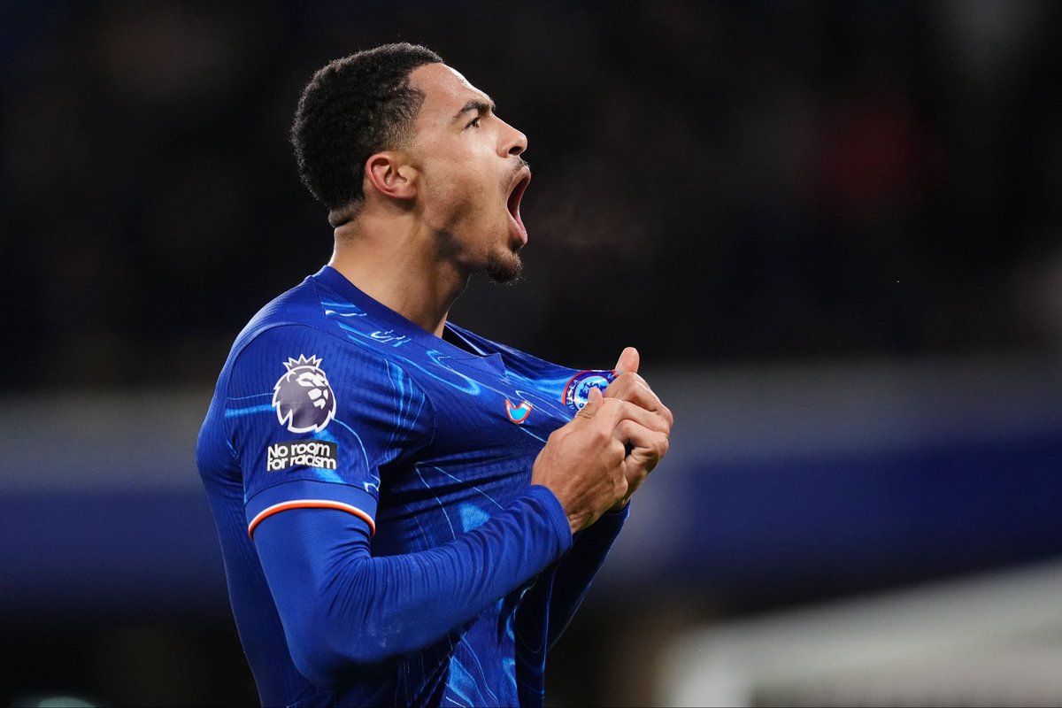 Levi colwil is injured 😩