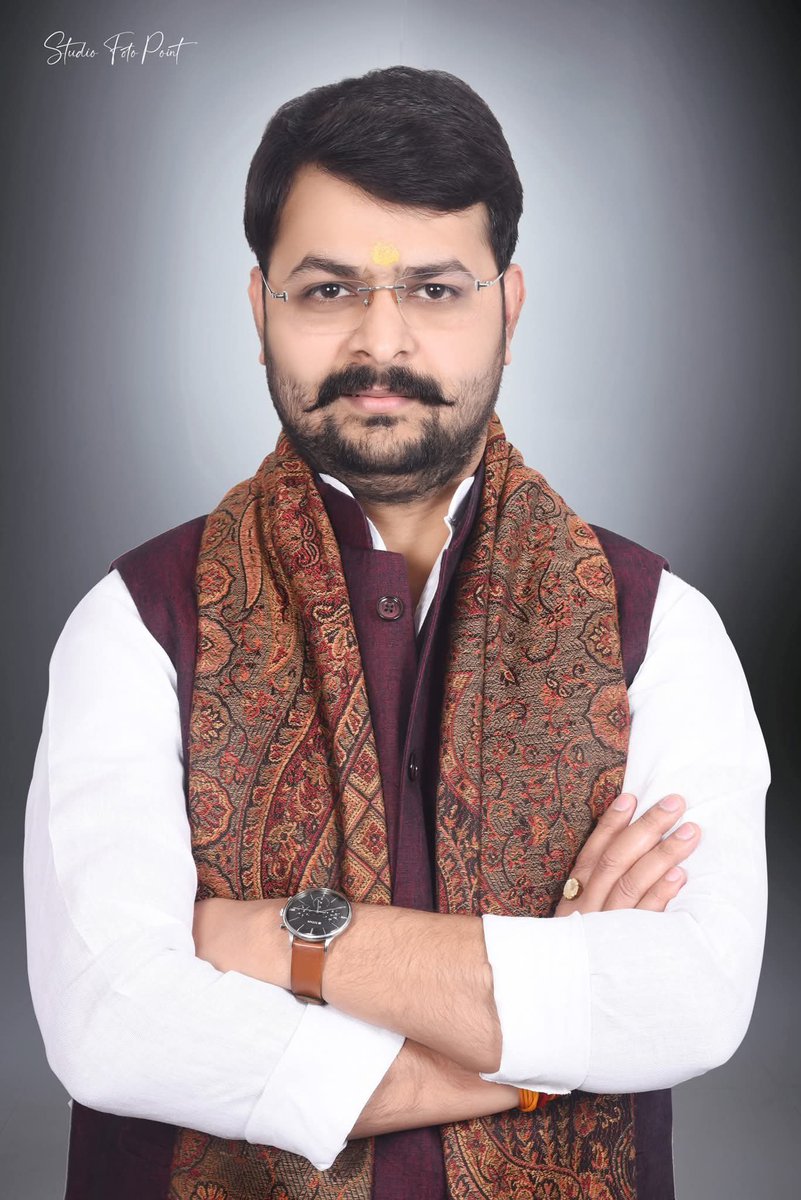 Harshvardhan Singh (@bjpharshvardhan) on Twitter photo इलाहाबाद विश्वविद्यालय छात्रसंघ के पूर्व अध्यक्ष
भाजयुमो के साथी प्रदेश उपाध्यक्ष । ओजस्वी वाणी तेजस्वी व्यक्तित्व के धनी प्रिय भाई <a href="/rohitmishraBJP_/">Dr. Rohit Mishra</a> जी को जन्मदिन की हार्दिक बधाई एवं शुभकामनाएं।
प्रभु श्रीराम से आपके उत्तम स्वास्थ्य एवं दीर्घायु जीवन की मंगलकामना । इलाहाबाद विश्वविद्यालय छात्रसंघ के पूर्व अध्यक्ष
भाजयुमो के साथी प्रदेश उपाध्यक्ष । ओजस्वी वाणी तेजस्वी व्यक्तित्व के धनी प्रिय भाई <a href="/rohitmishraBJP_/">Dr. Rohit Mishra</a> जी को जन्मदिन की हार्दिक बधाई एवं शुभकामनाएं।
प्रभु श्रीराम से आपके उत्तम स्वास्थ्य एवं दीर्घायु जीवन की मंगलकामना ।